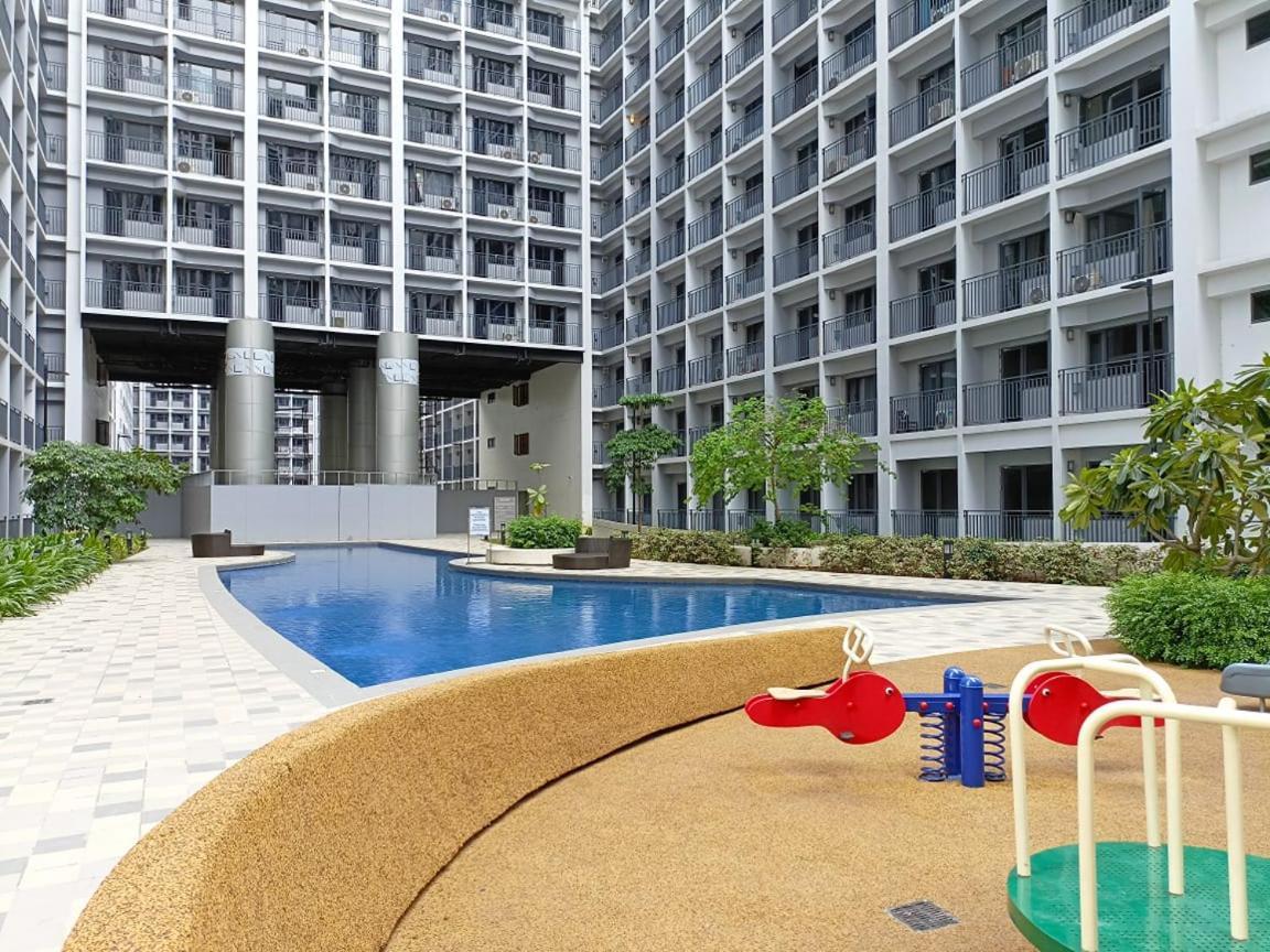 Home Away From Home Manila Exterior foto